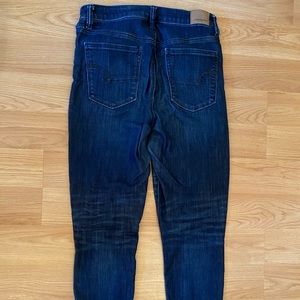 Size 6 short American Eagle Jegging.